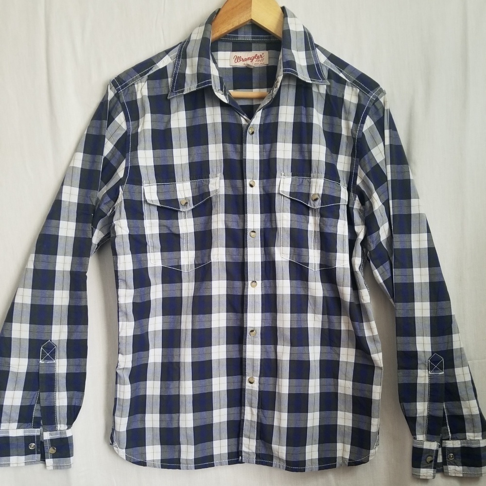 Wrangler shirt